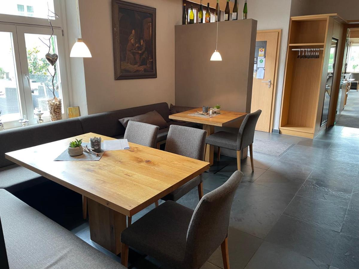 Weingutshotel Piesporter Goldtroepfchen 3* Piesport